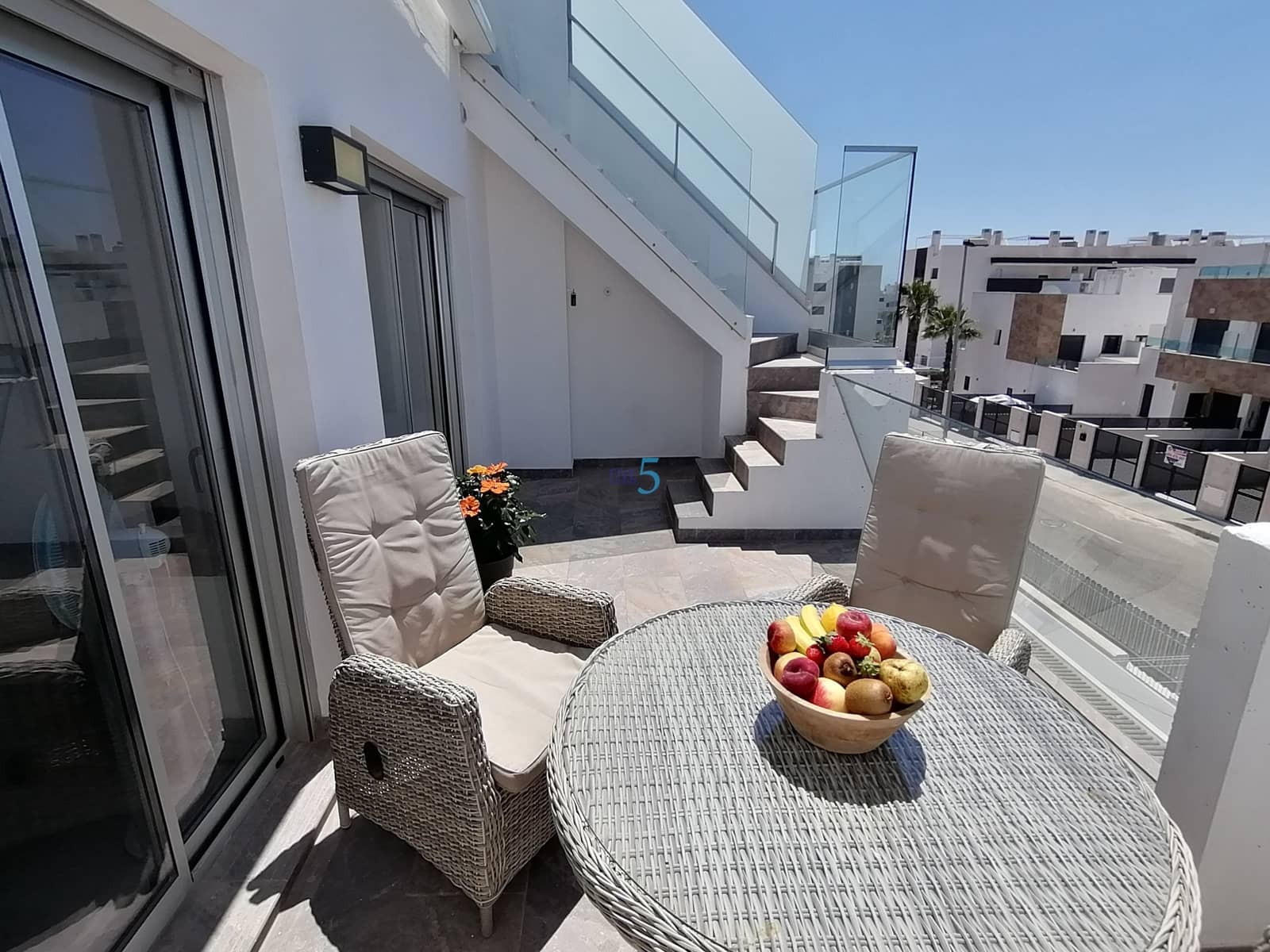 Apartamento de 2 habitaciones en Villamartin en venta con piscina garaje - 235.000 € (Ref: 9883703)