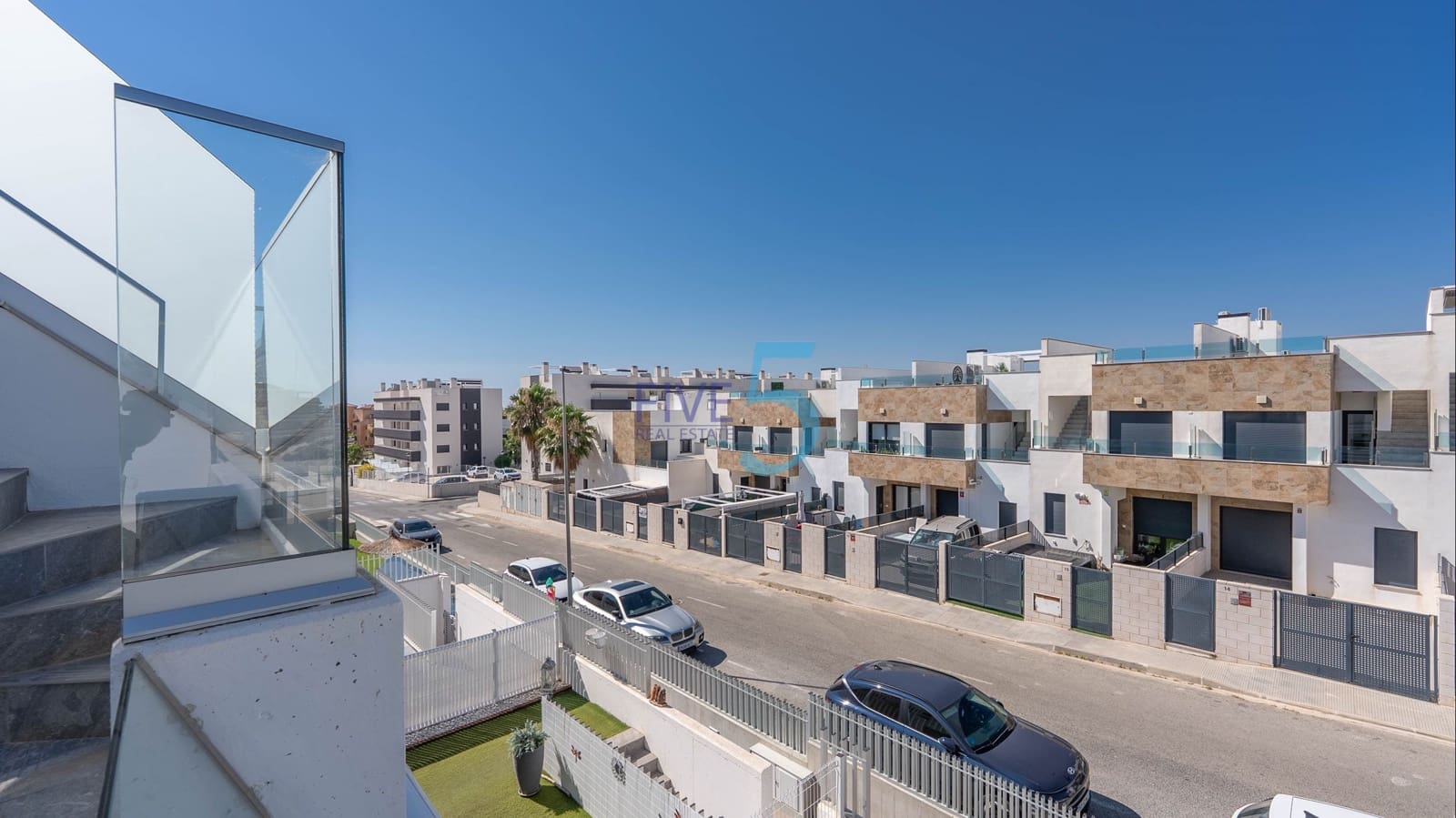 2 soverom Leilighet til salgs i Villamartin med svømmebasseng garasje - € 235 000 (Ref: 9883703)