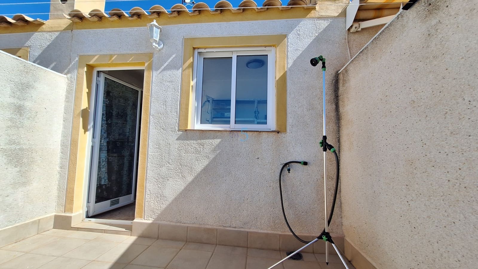 3 soveværelse Byhus til salg i Filipinas med swimmingpool garage - € 179.500 (Ref: 9885222)