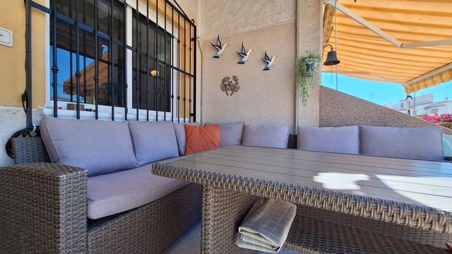 3 soveværelse Byhus til salg i Las Filipinas med swimmingpool garage - € 179.500 (Ref: 9885222)