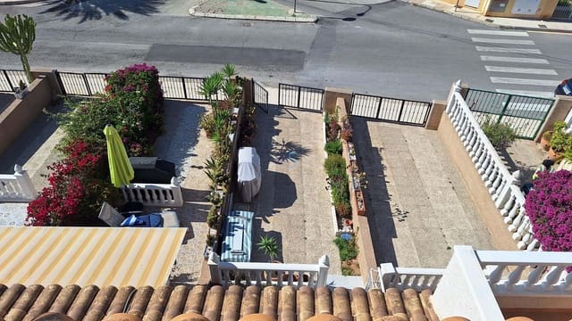 3 soveværelse Byhus til salg i Las Filipinas med swimmingpool garage - € 179.500 (Ref: 9885222)