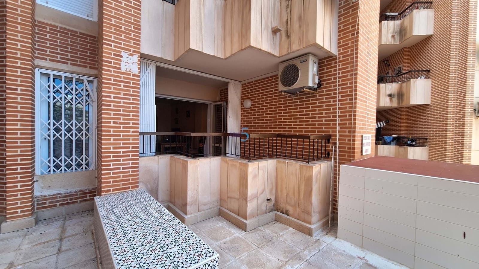 3 camera da letto Appartamento in vendita in Torrevieja con piscina garage - 240.000 € (Rif: 9889472)
