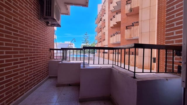 3 camera da letto Appartamento in vendita in Torrevieja con piscina garage - 240.000 € (Rif: 9889472)