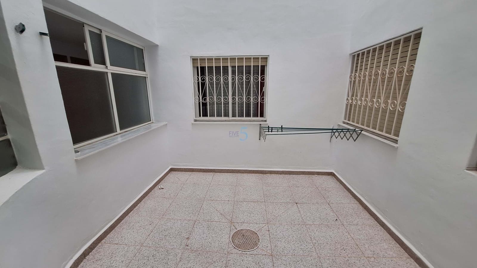 3 camera da letto Appartamento in vendita in Torrevieja con piscina garage - 240.000 € (Rif: 9889472)