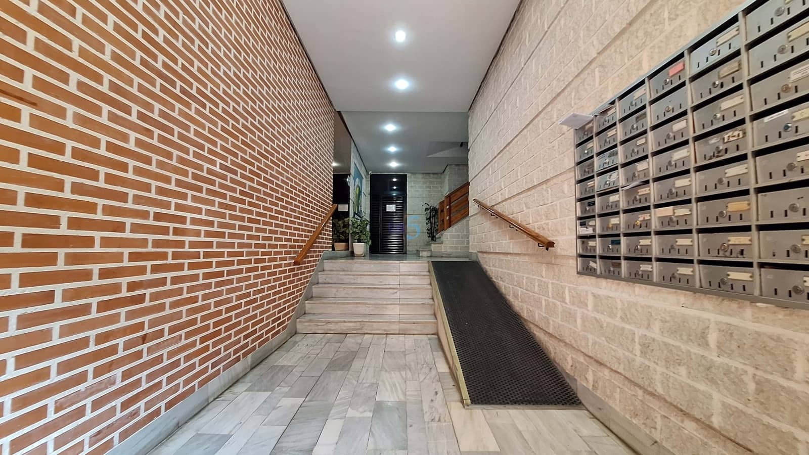 3 camera da letto Appartamento in vendita in Torrevieja con piscina garage - 240.000 € (Rif: 9889472)