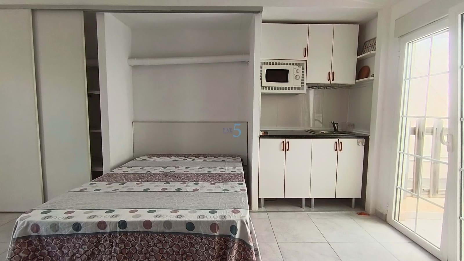 2 quarto Casa em Banda para venda em Torrevieja com garagem - 139 995 € (Ref: 9889473)