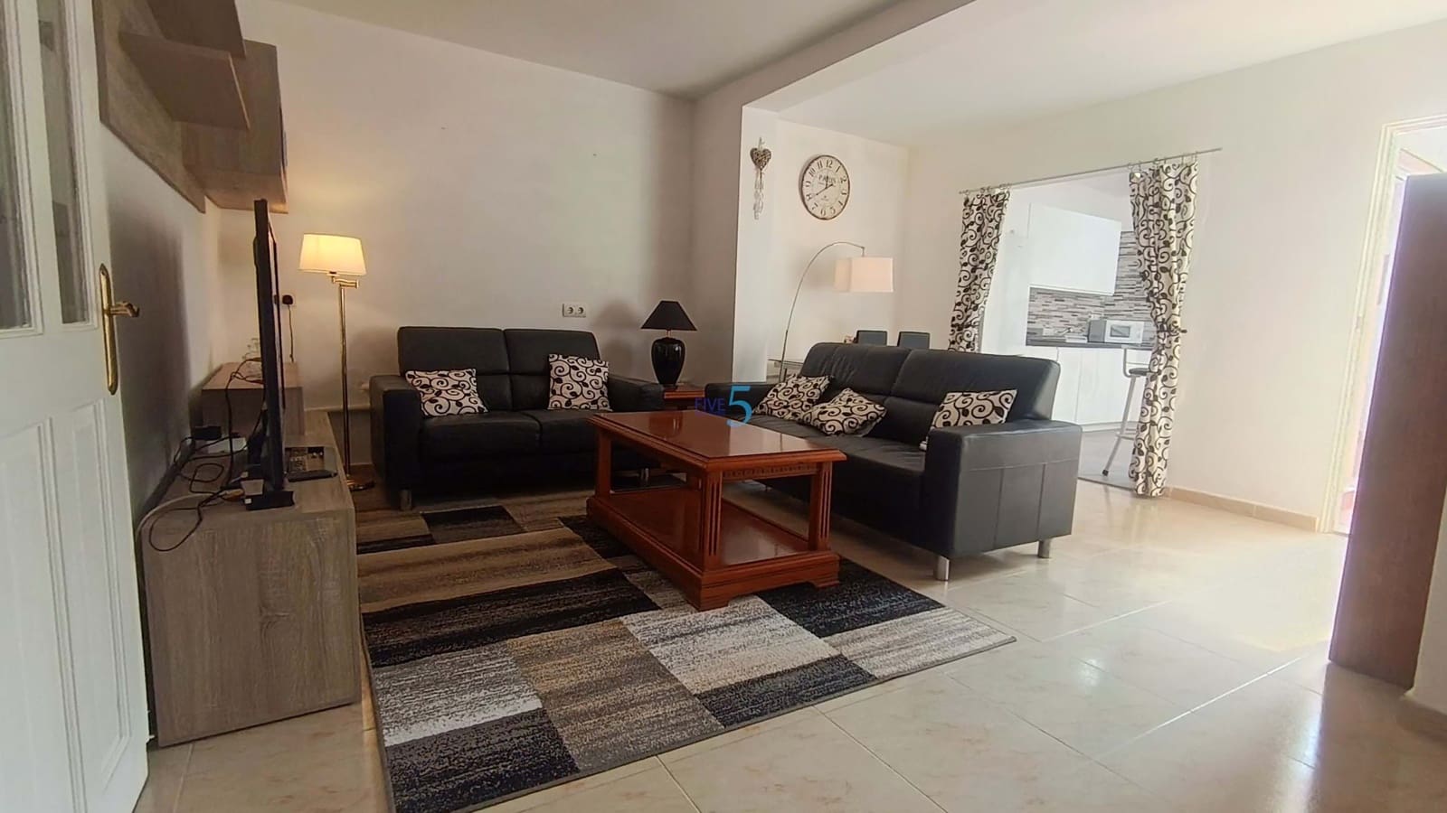 2 quarto Casa em Banda para venda em Torrevieja com garagem - 139 995 € (Ref: 9889473)