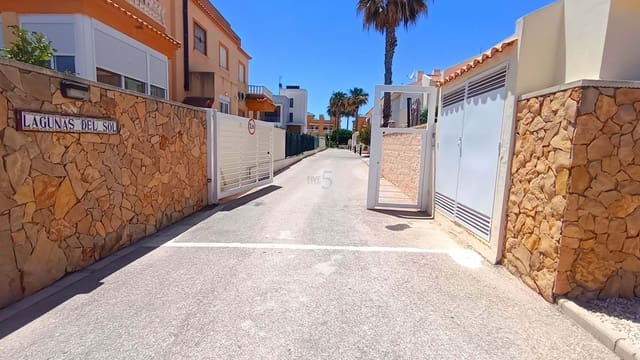 3 soverom Hus til salgs i Ciudad Quesada, Rojales med svømmebasseng - € 260 000 (Ref: 9889612)