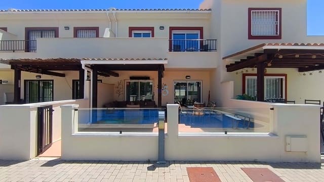 3 soverom Hus til salgs i Ciudad Quesada, Rojales med svømmebasseng - € 260 000 (Ref: 9889612)