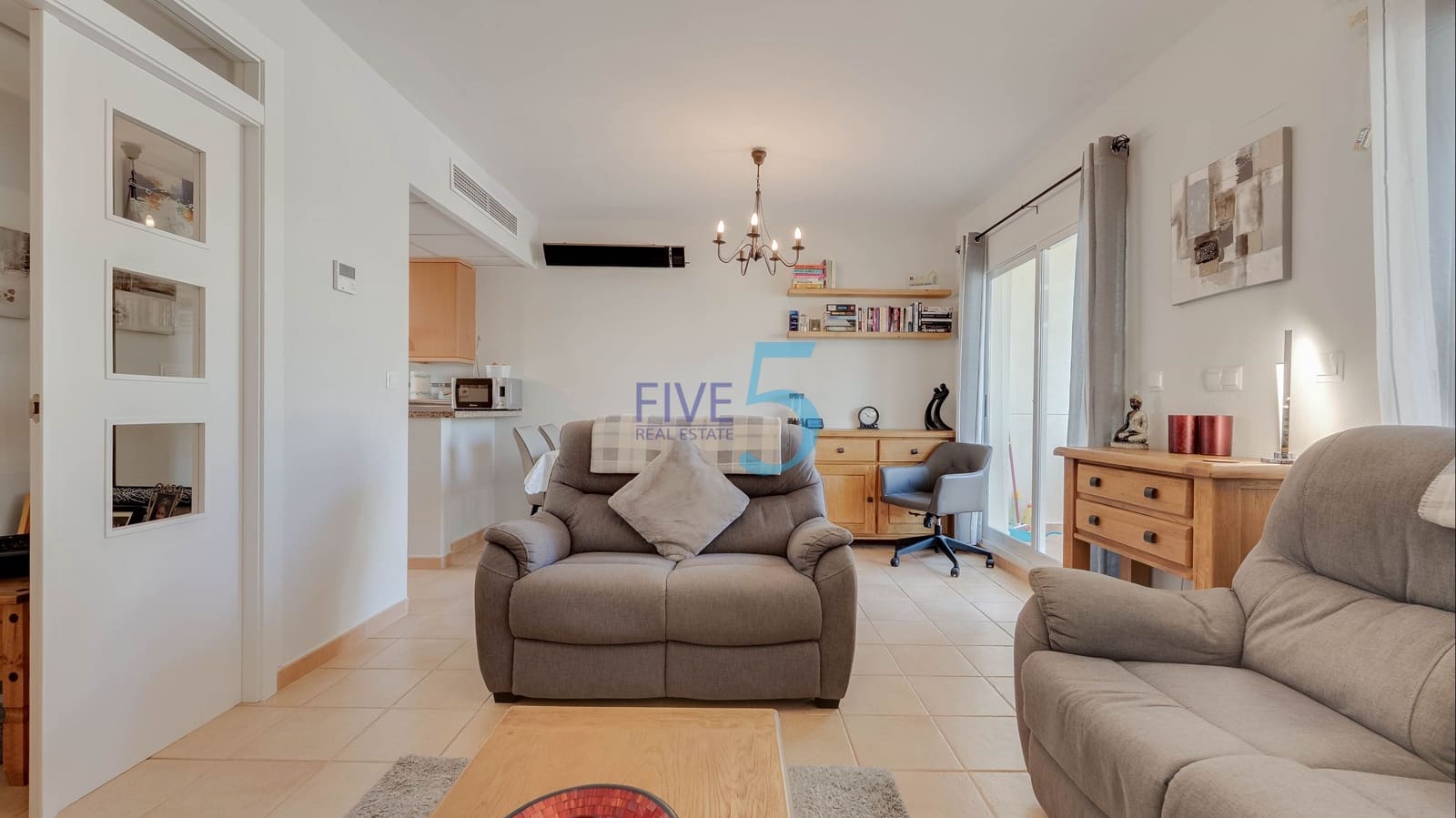 3 soveværelse Byhus til salg i Ciudad Quesada med swimmingpool - € 260.000 (Ref: 9889612)