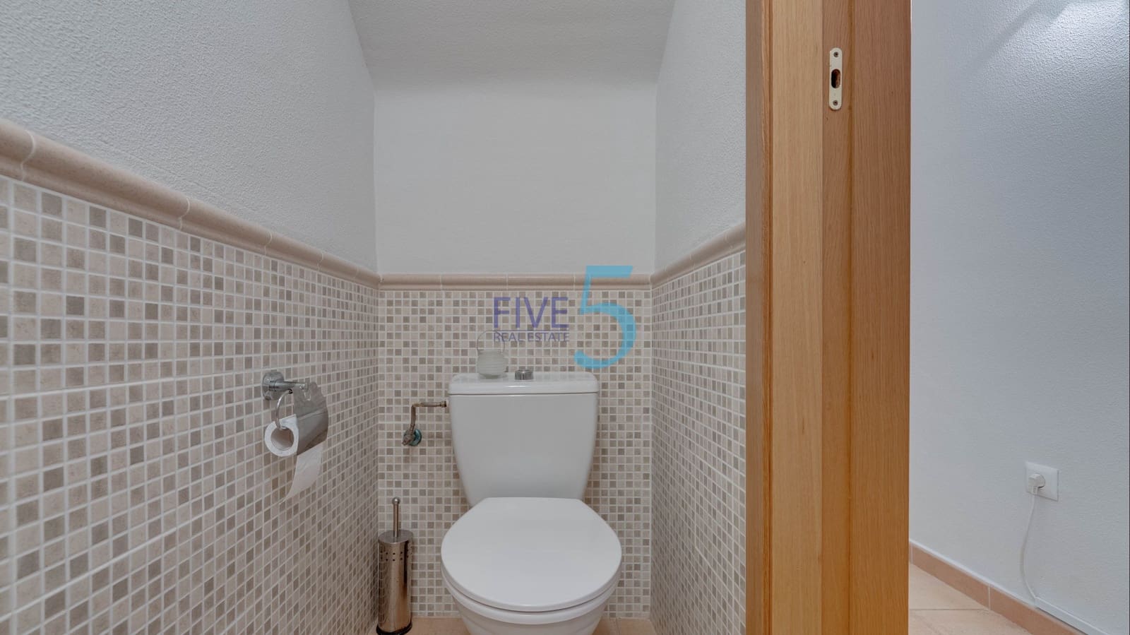 3 soveværelse Byhus til salg i Ciudad Quesada med swimmingpool - € 260.000 (Ref: 9889612)