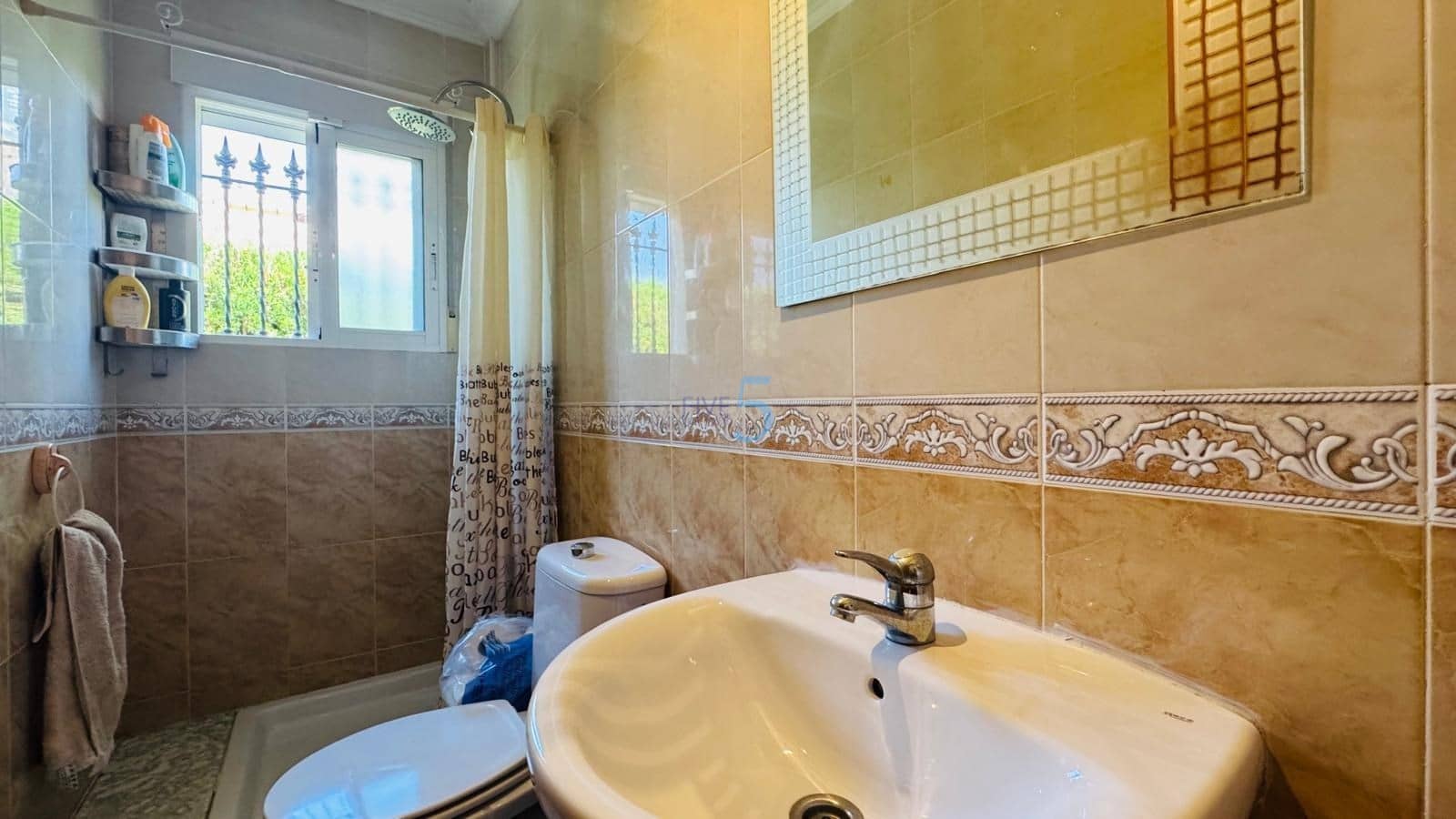 2 soverom Villa til salgs i Villamartin med svømmebasseng - € 399 950 (Ref: 9890991)