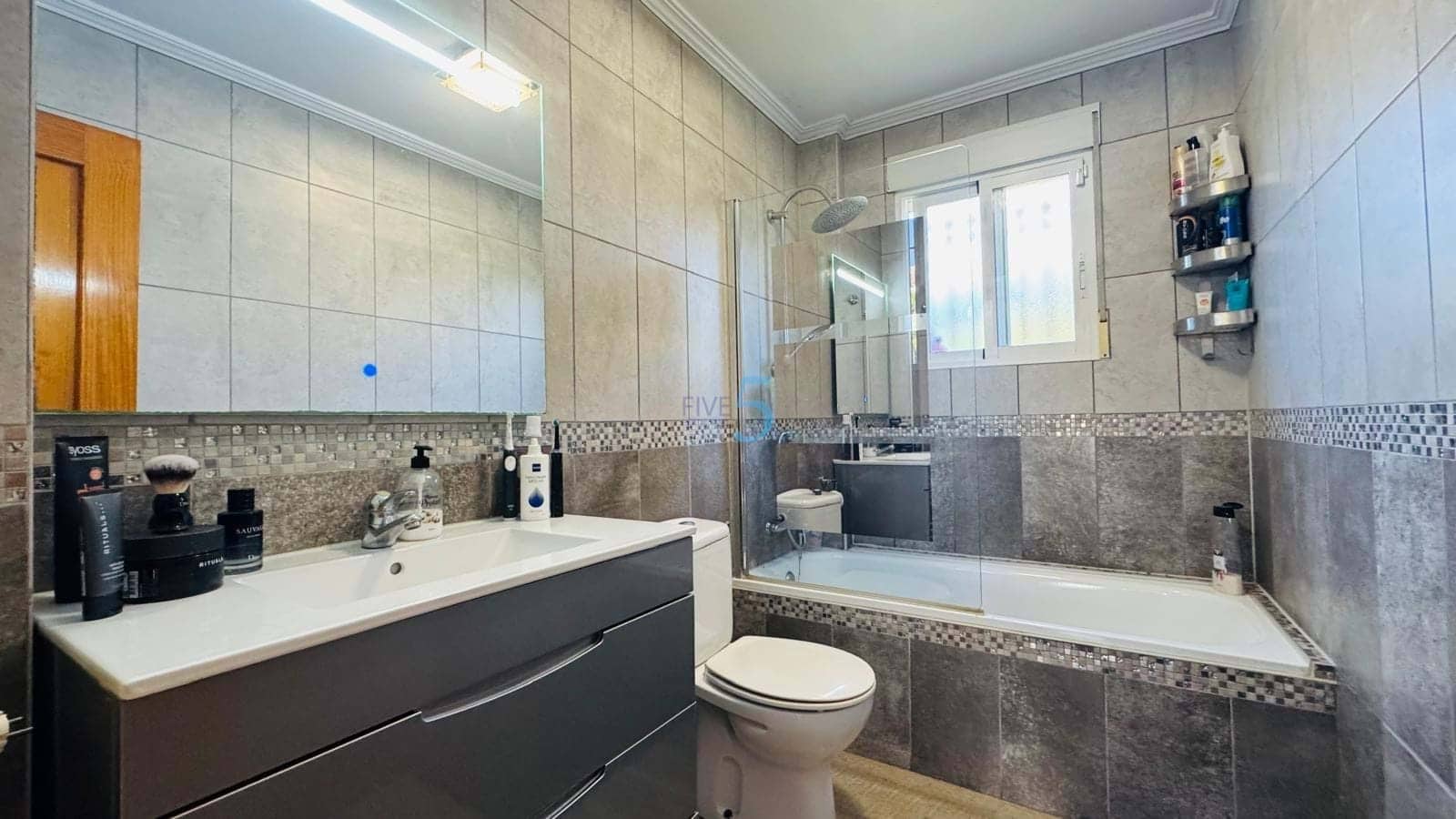 2 soverom Villa til salgs i Villamartin med svømmebasseng - € 399 950 (Ref: 9890991)