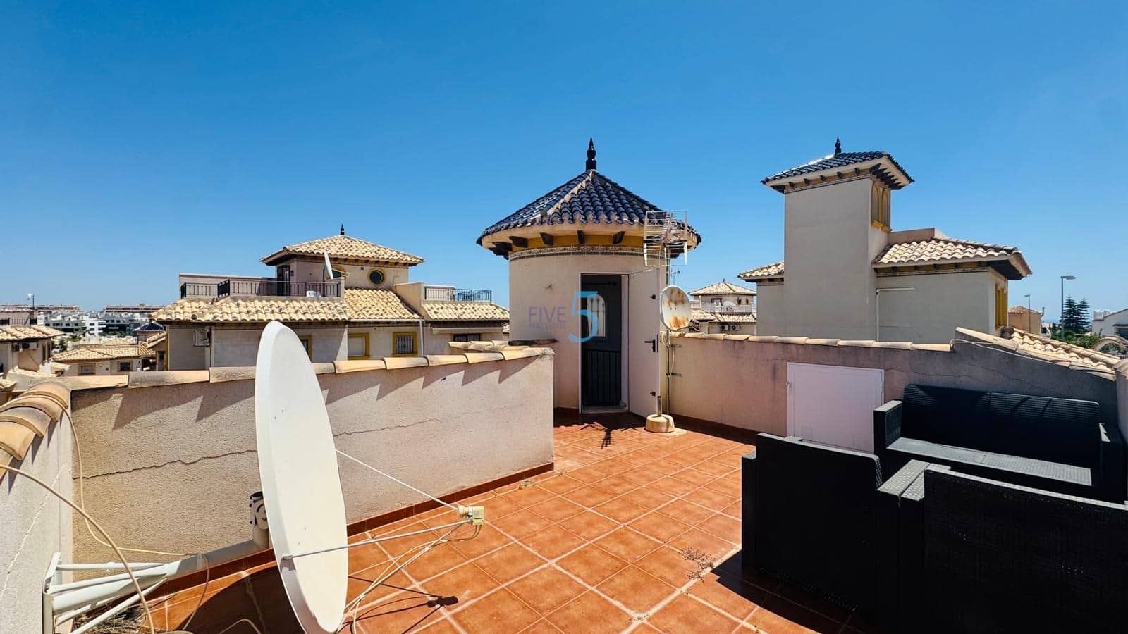 2 soverom Villa til salgs i Villamartin med svømmebasseng - € 399 950 (Ref: 9890991)