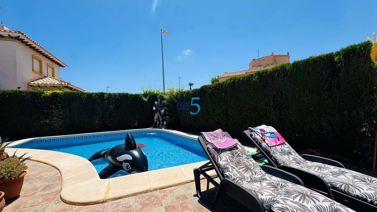 2 soverom Villa til salgs i Villamartin med svømmebasseng - € 399 950 (Ref: 9890991)