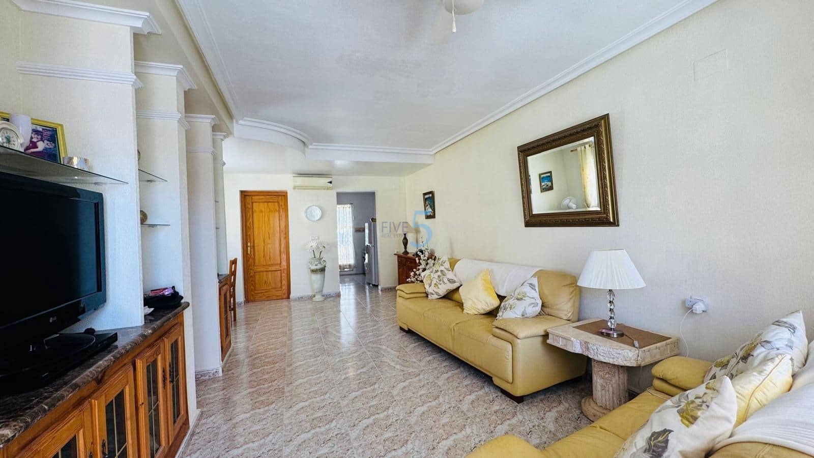 3 soveværelse Byhus til salg i Villamartin med swimmingpool garage - € 214.900 (Ref: 9890992)