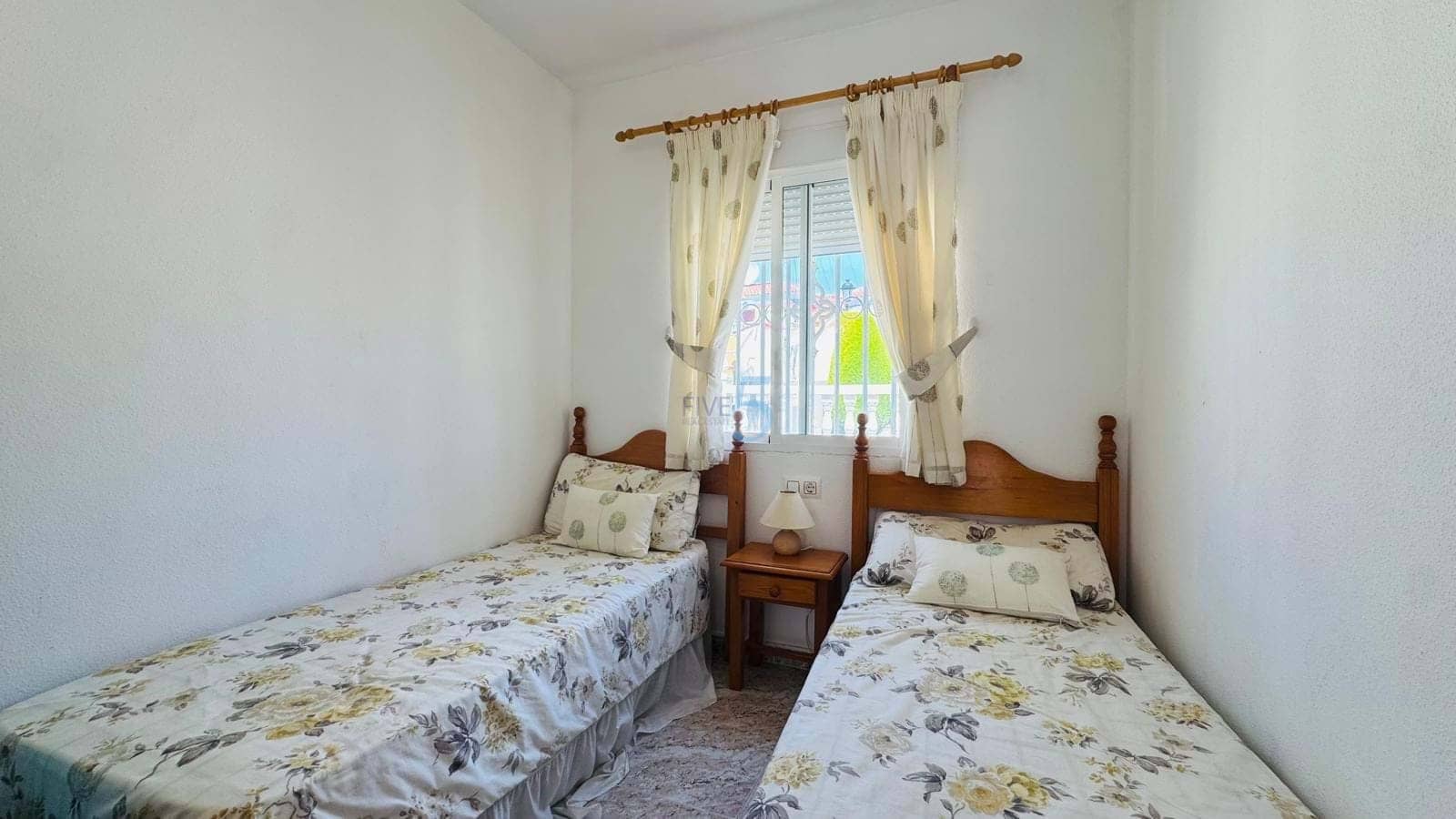 3 soveværelse Byhus til salg i Villamartin med swimmingpool garage - € 214.900 (Ref: 9890992)