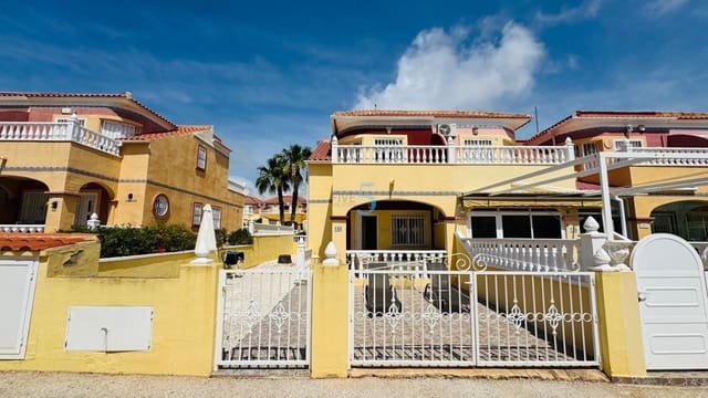 3 soveværelse Byhus til salg i Villamartin, Orihuela med swimmingpool garage - € 214.900 (Ref: 9890992)
