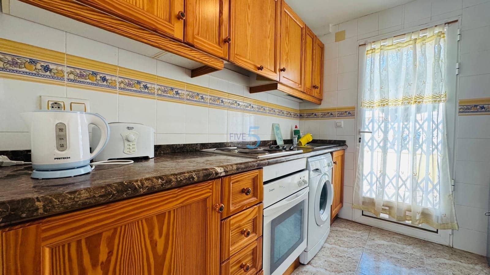 3 soveværelse Byhus til salg i Villamartin med swimmingpool garage - € 214.900 (Ref: 9890992)