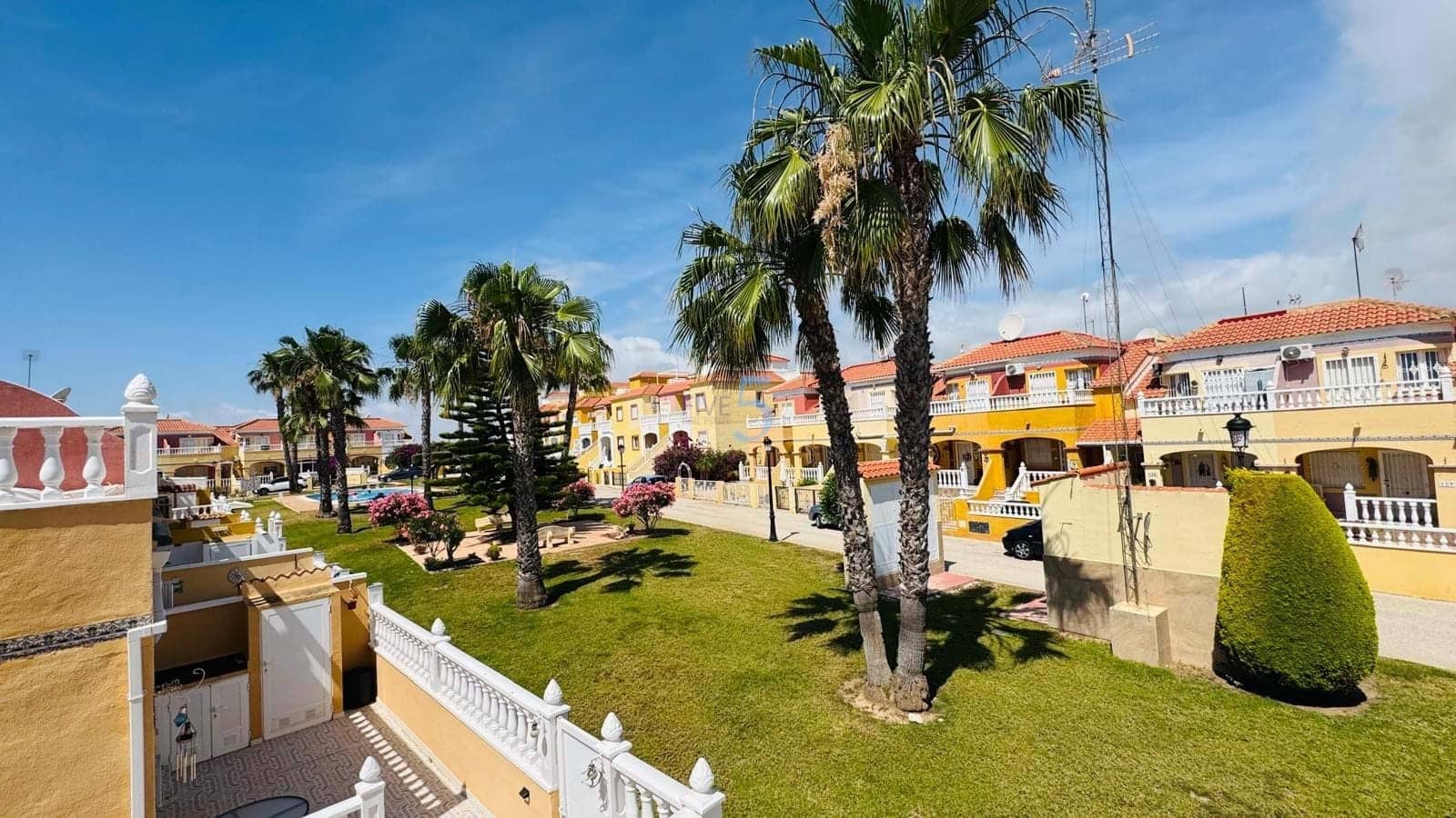 3 soveværelse Byhus til salg i Villamartin med swimmingpool garage - € 214.900 (Ref: 9890992)