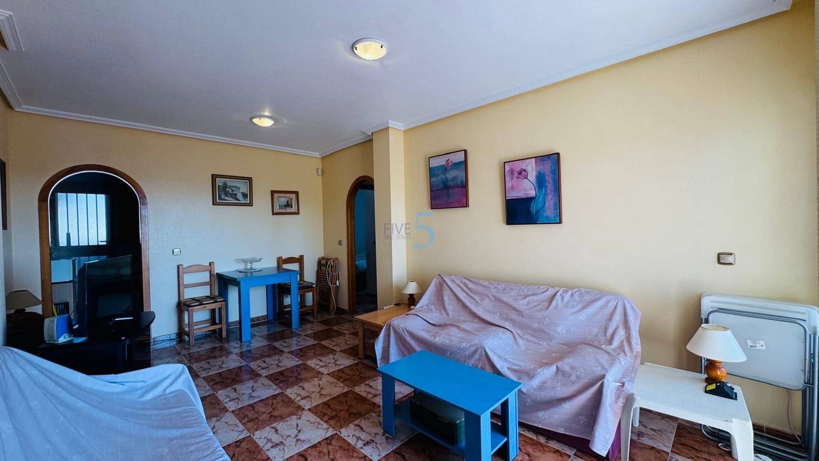 2 soveværelse Lejlighed til salg i Orihuela Costa med swimmingpool garage - € 135.000 (Ref: 9891255)