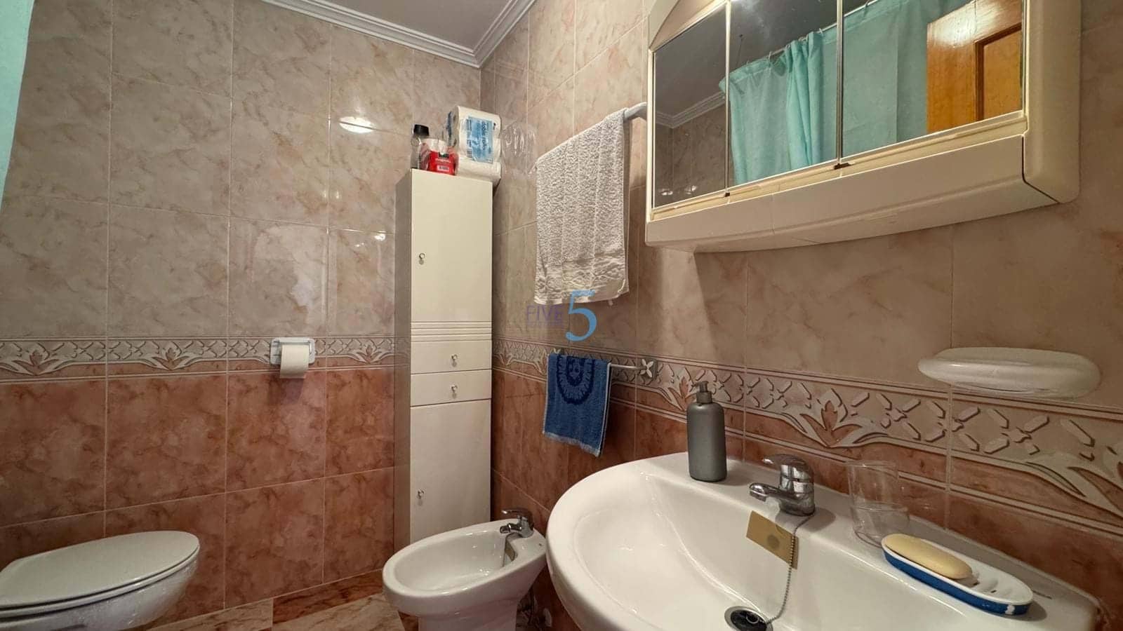 2 soveværelse Lejlighed til salg i Orihuela Costa med swimmingpool garage - € 135.000 (Ref: 9891255)