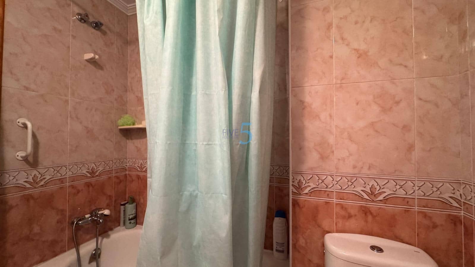 2 soveværelse Lejlighed til salg i Orihuela Costa med swimmingpool garage - € 135.000 (Ref: 9891255)