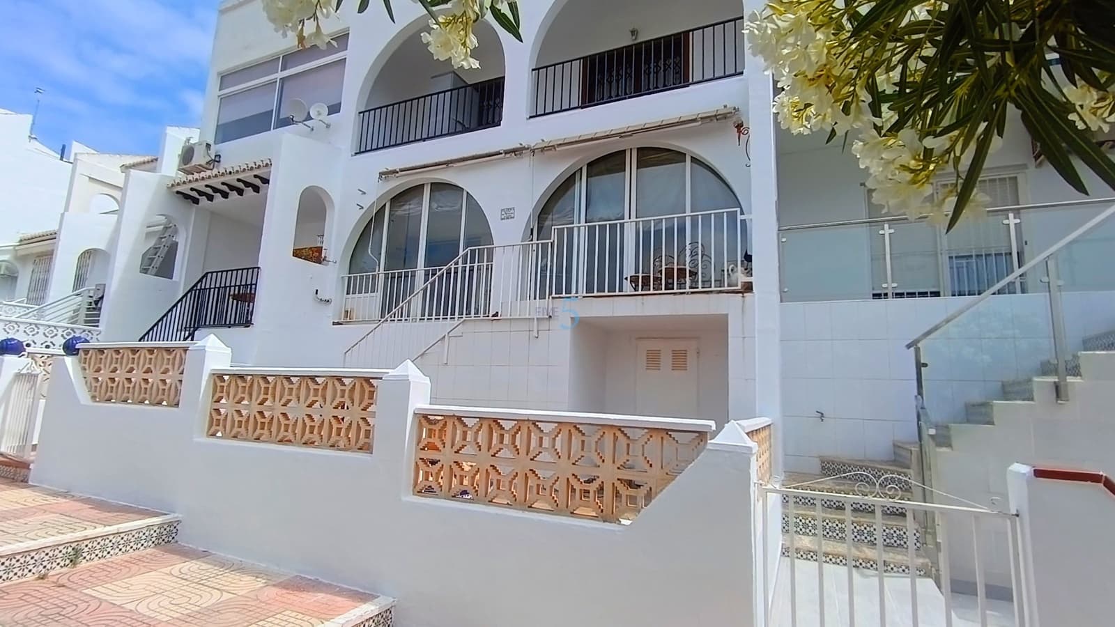 1 slaapkamer Appartement te koop in Ciudad Quesada met zwembad garage - € 148.995 (Ref: 9893098)