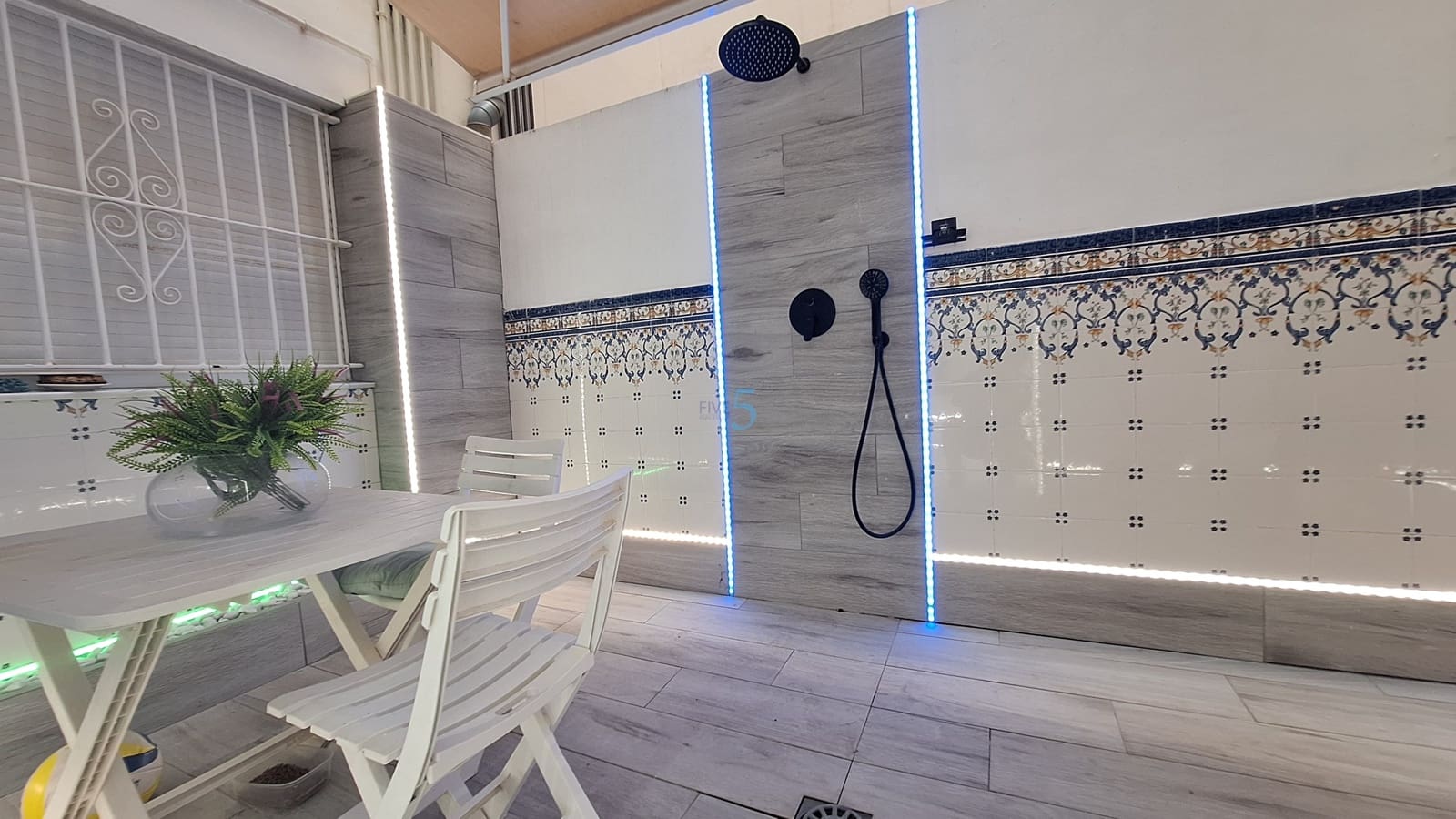 3 soveværelse Lejlighed til salg i Torrevieja med garage - € 235.000 (Ref: 9893099)