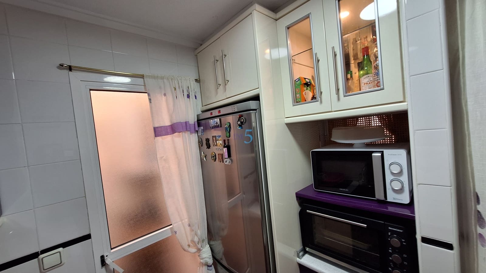 2 makuuhuone Huoneisto myytävänä paikassa Torrevieja mukana uima-altaan 
autotalli - 214 000 € (Ref: 9893100)