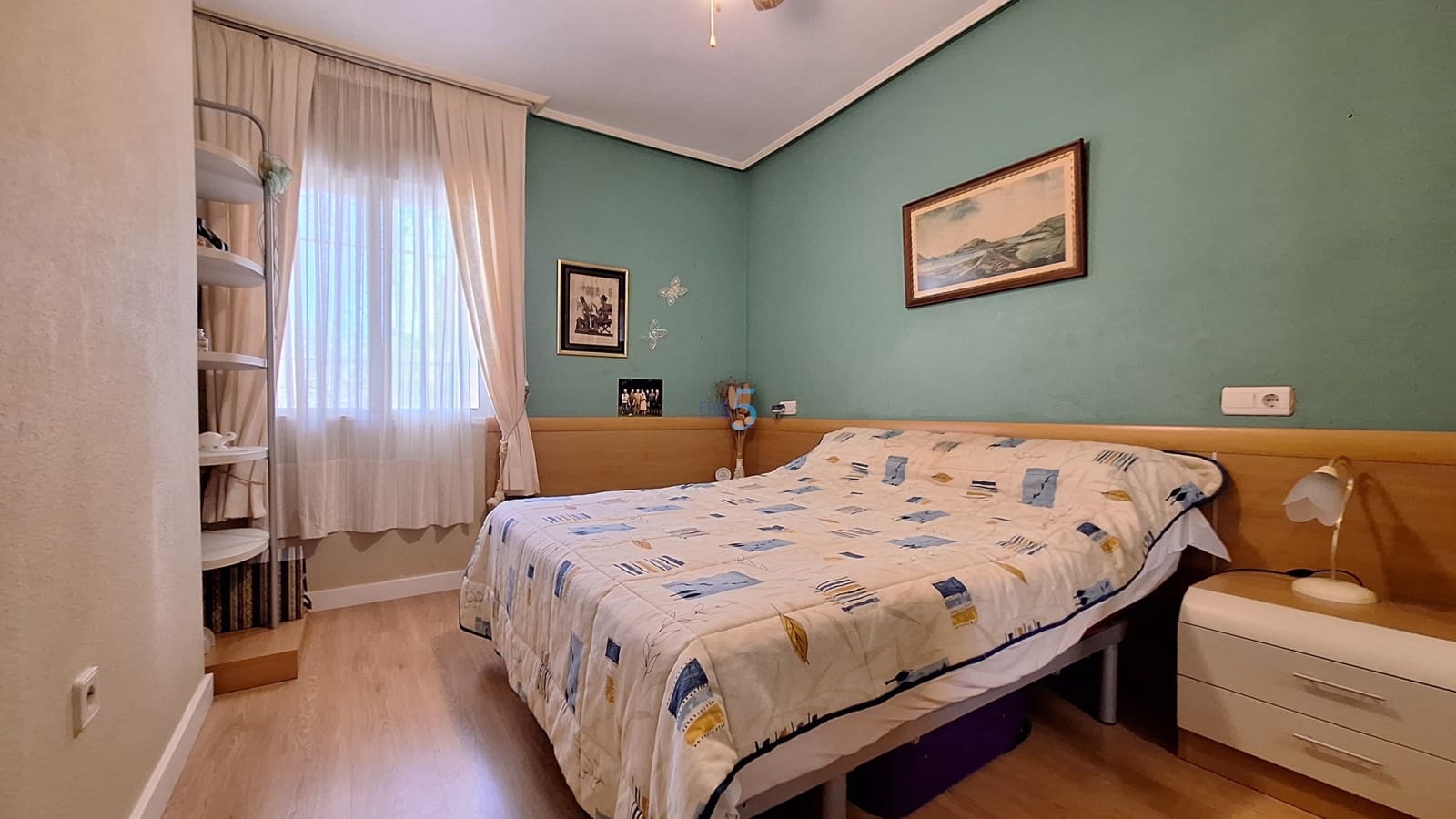 2 makuuhuone Huoneisto myytävänä paikassa Torrevieja mukana uima-altaan 
autotalli - 214 000 € (Ref: 9893100)