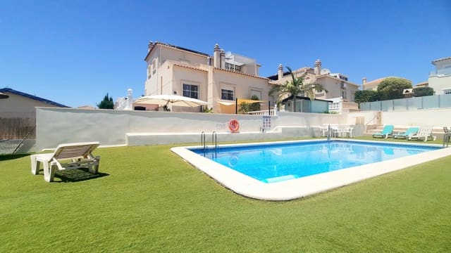 2 soveværelse Lejlighed til salg i Villamartin, Orihuela med swimmingpool - € 155.000 (Ref: 9893265)