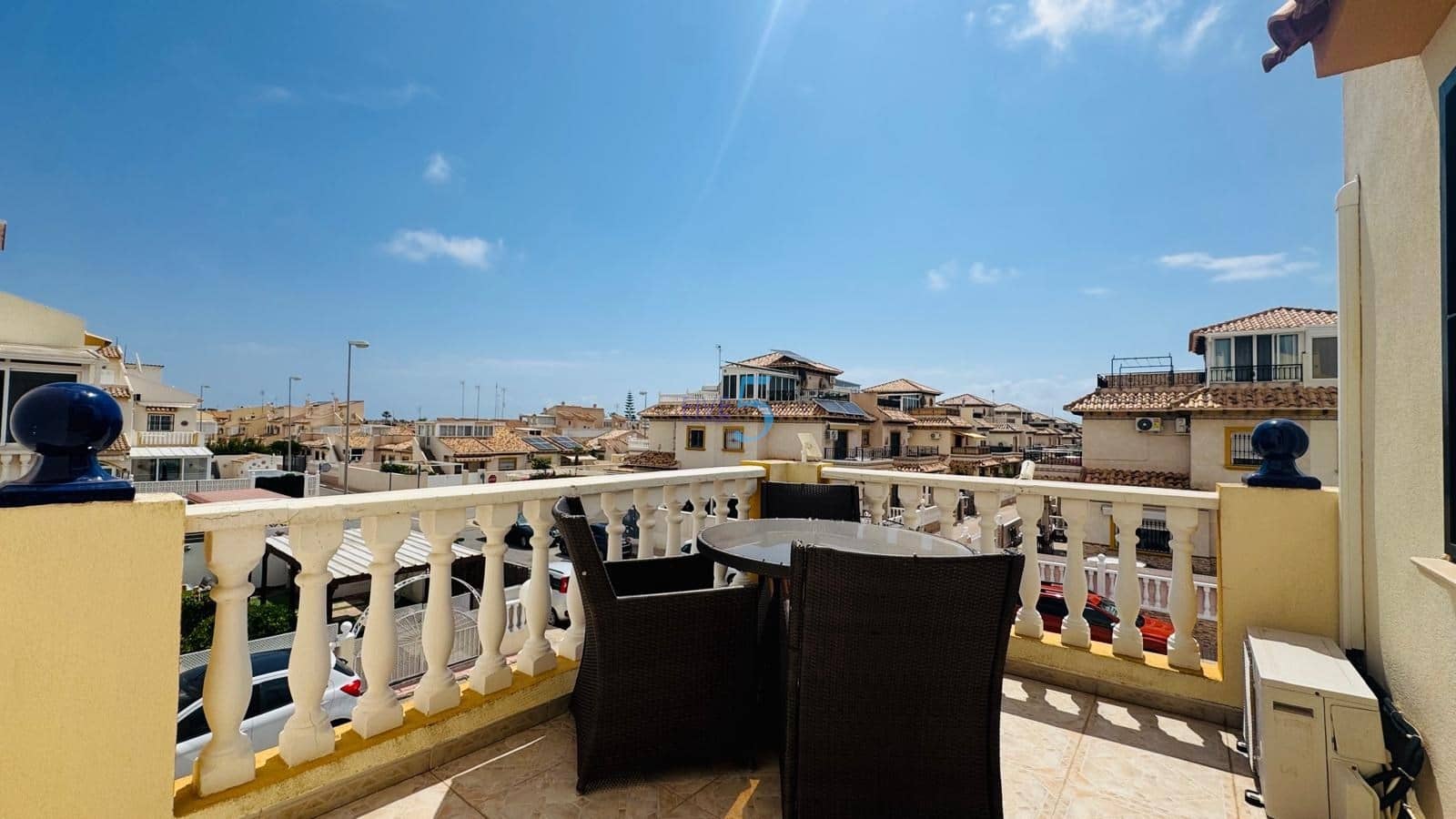 2 Zimmer Haus zu verkaufen in Playa Flamenca mit Pool - 220.000 € (Ref: 9894963)