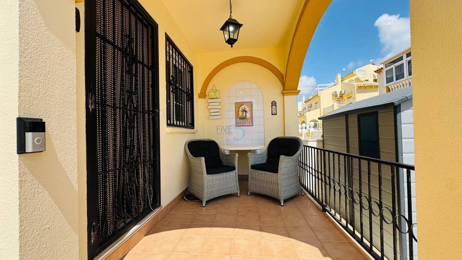 2 Zimmer Haus zu verkaufen in Playa Flamenca mit Pool - 220.000 € (Ref: 9894963)