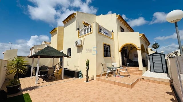 2 Zimmer Haus zu verkaufen in Playa Flamenca, Orihuela mit Pool - 220.000 € (Ref: 9894963)