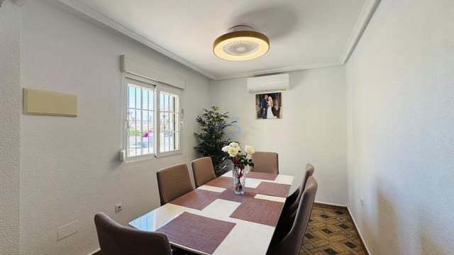 2 Zimmer Haus zu verkaufen in Playa Flamenca, Orihuela mit Pool - 220.000 € (Ref: 9894963)