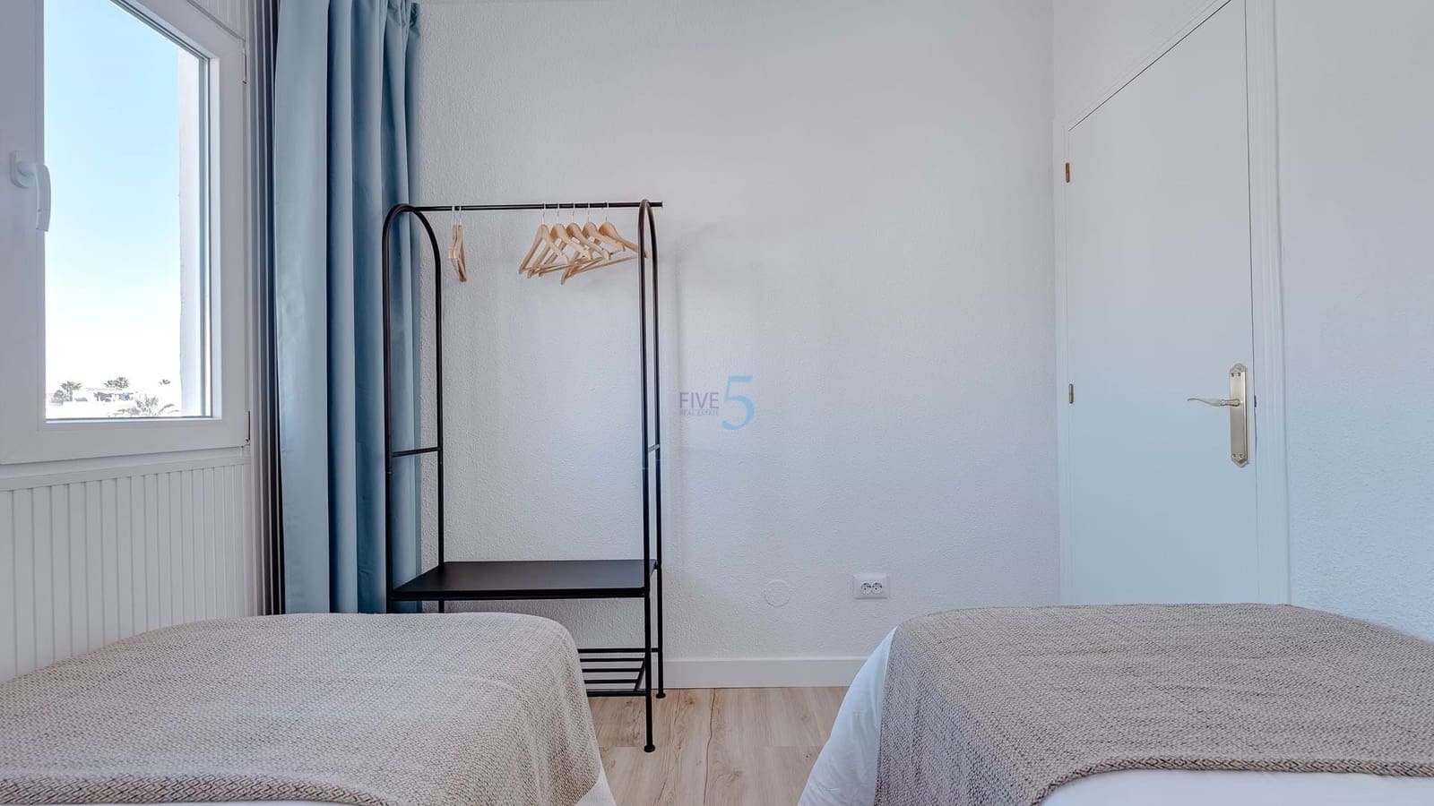 3 soveværelse Lejlighed til salg i Villamartin - € 159.000 (Ref: 9895191)