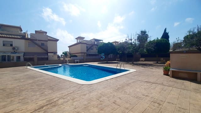 Apartamento de 2 habitaciones en San Pedro del Pinatar en venta con piscina garaje - 130.000 € (Ref: 9895291)