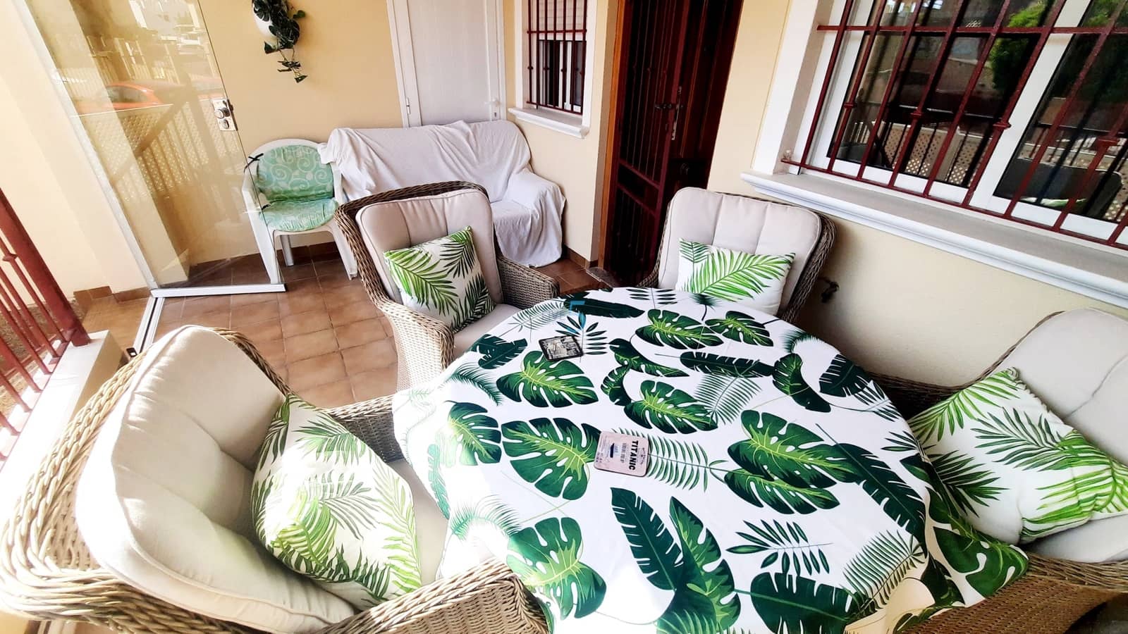 Apartamento de 2 habitaciones en San Pedro del Pinatar en venta con piscina garaje - 130.000 € (Ref: 9895291)