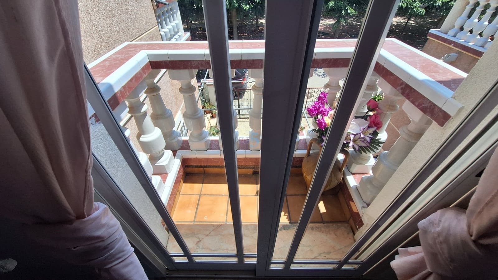 4 slaapkamer Halfvrijstaande villa te koop in Almoradi - € 204.000 (Ref: 9895388)