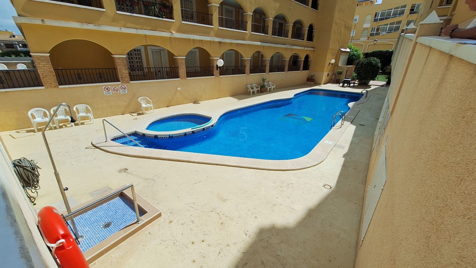 2 sovrum Lägenhet till salu i Algorfa med pool garage - 139 000 € (Ref: 9895389)