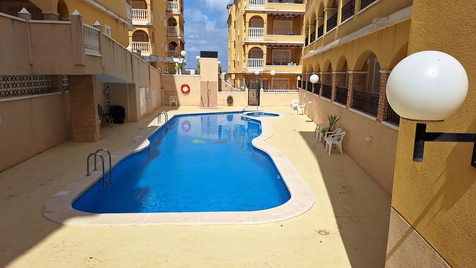 2 sovrum Lägenhet till salu i Algorfa med pool garage - 139 000 € (Ref: 9895389)