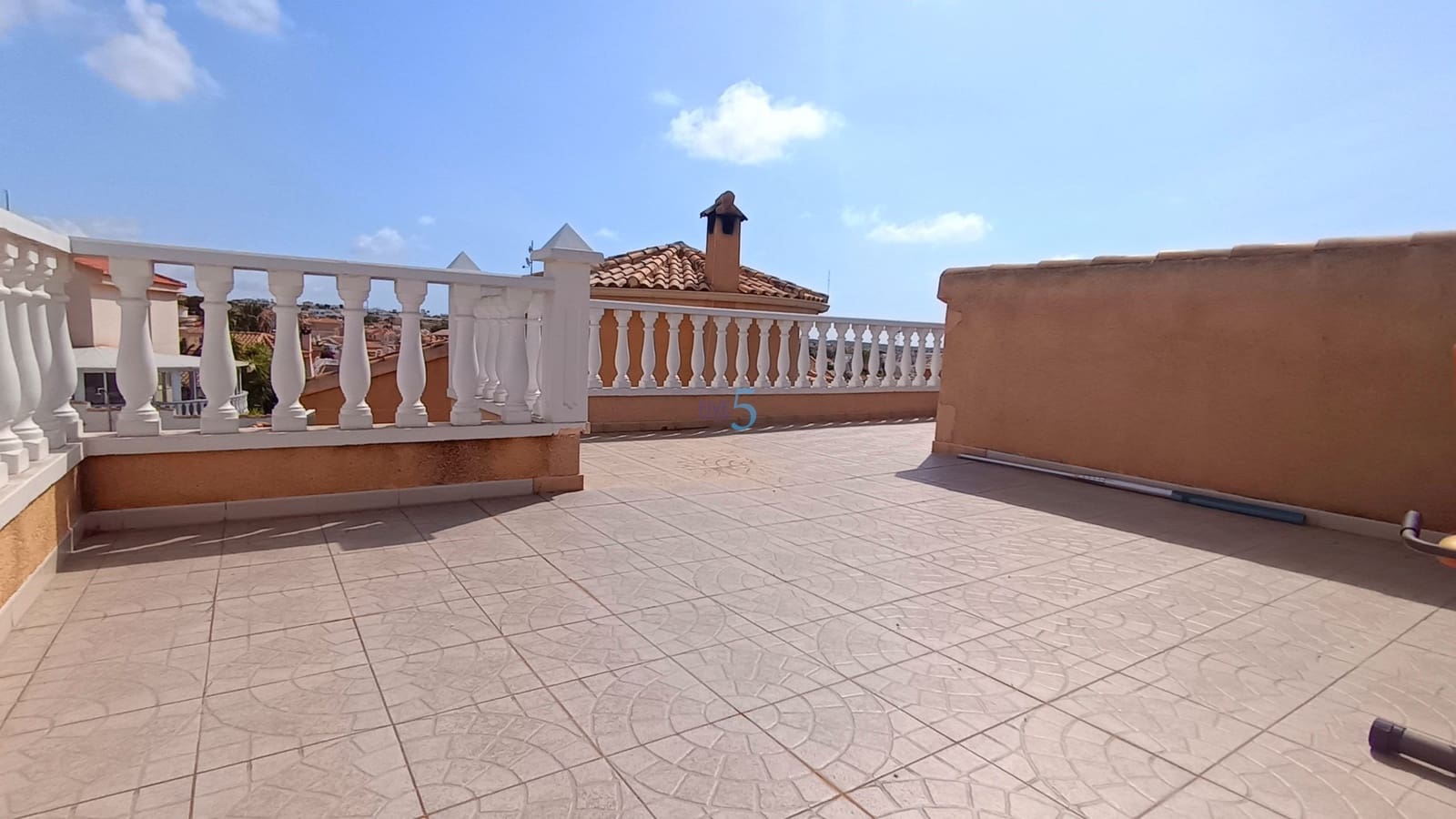 3 sypialnia Willa na sprzedaż w Ciudad Quesada z basenem - 339 995 € (Ref: 9895451)