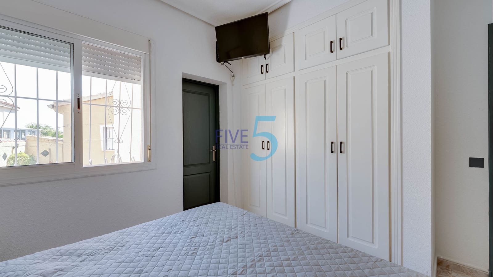 3 soveværelse Villa til salg i Ciudad Quesada med swimmingpool - € 299.000 (Ref: 9895451)