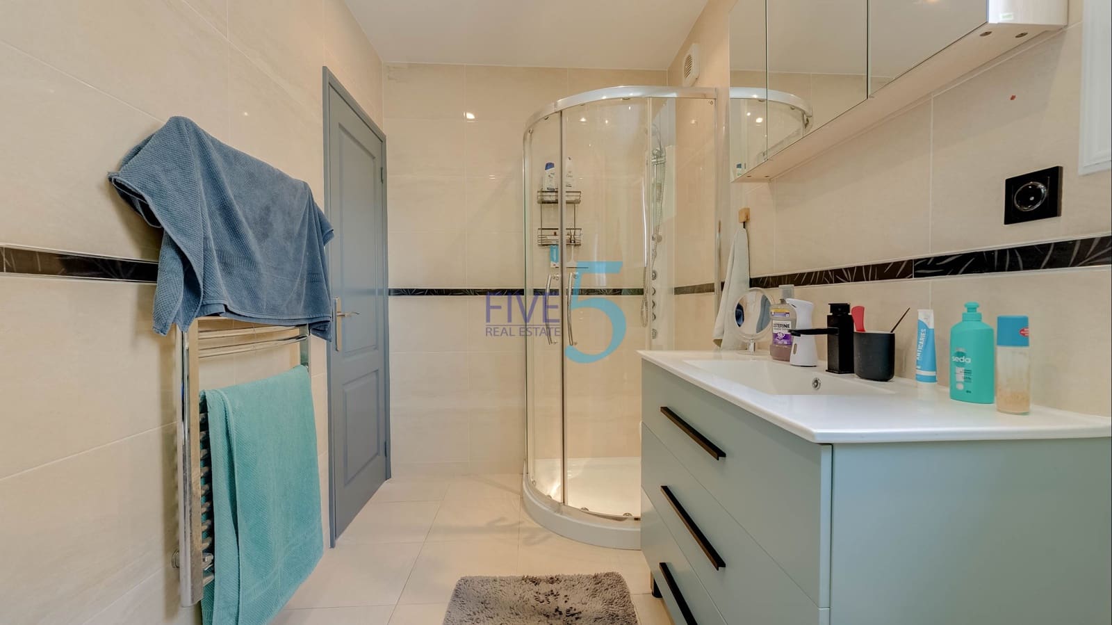 3 soveværelse Villa til salg i Ciudad Quesada med swimmingpool - € 299.000 (Ref: 9895451)