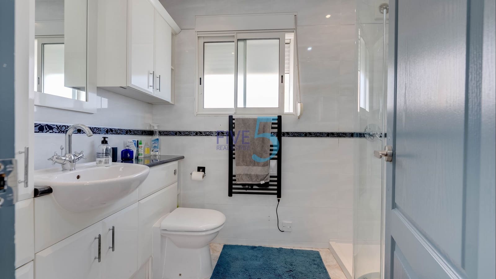 3 soveværelse Villa til salg i Ciudad Quesada med swimmingpool - € 299.000 (Ref: 9895451)