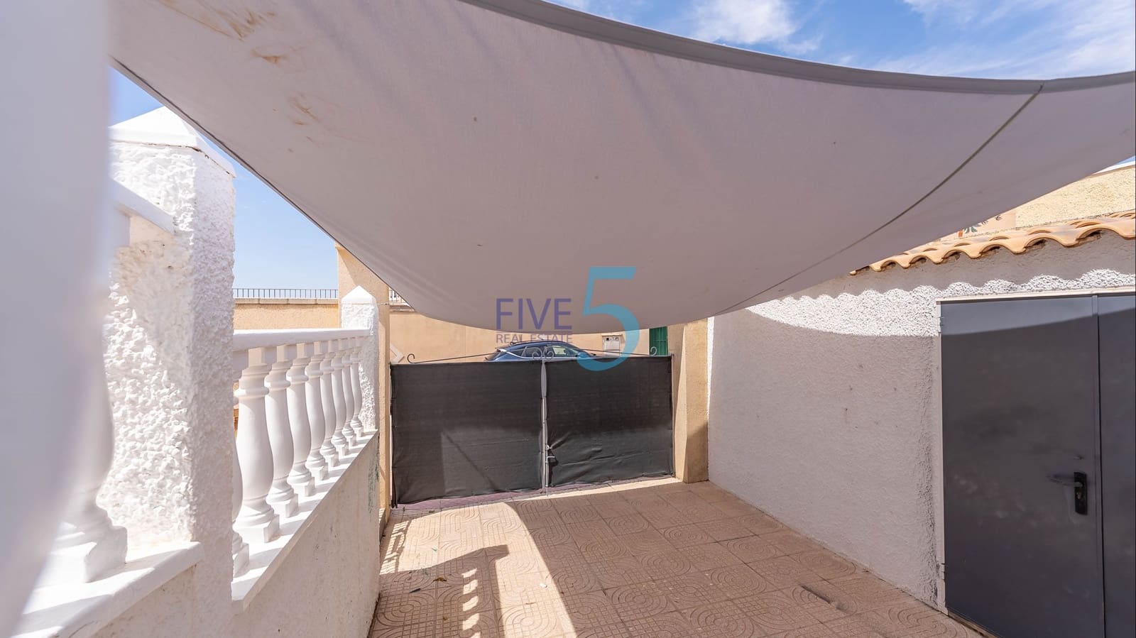 3 soveværelse Villa til salg i Ciudad Quesada med swimmingpool - € 299.000 (Ref: 9895451)