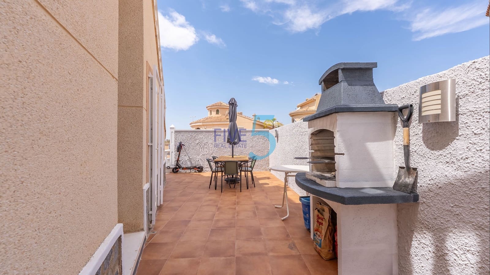 3 soveværelse Villa til salg i Ciudad Quesada med swimmingpool - € 299.000 (Ref: 9895451)