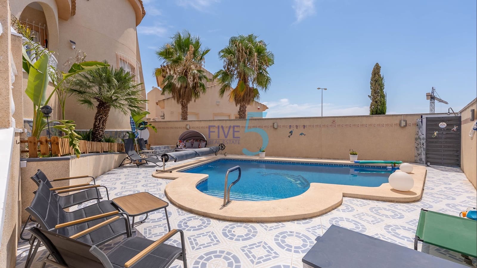 3 soveværelse Villa til salg i Ciudad Quesada med swimmingpool - € 299.000 (Ref: 9895451)