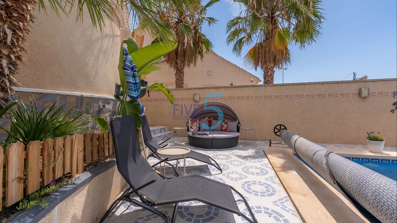 3 soveværelse Villa til salg i Ciudad Quesada med swimmingpool - € 299.000 (Ref: 9895451)